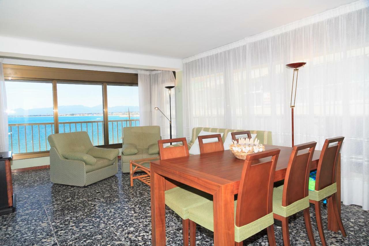 Uhc Acantilados Family Apartments Salou Exterior foto